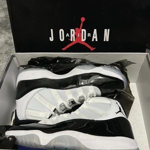 Air Jordan 11 Retro